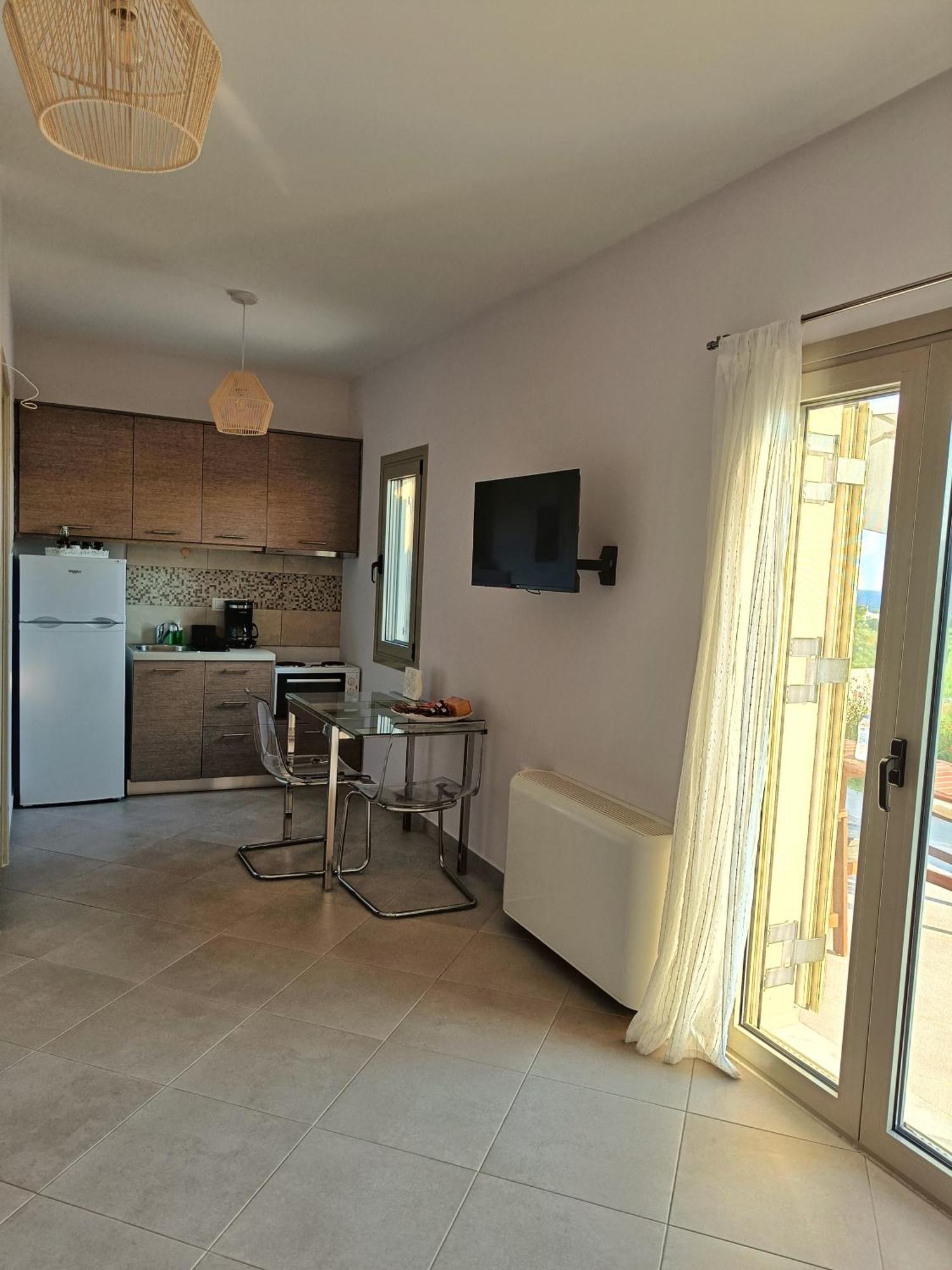 Gythio Mare Apt Apartamento Mavrovoúnion Exterior foto